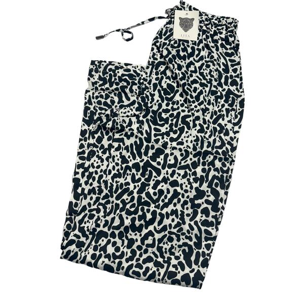 Lita by Ciara NWT Fluid‎ Print Tie Waist Pants In Black Mini Cheetah Size Medium - Picture 2 of 3